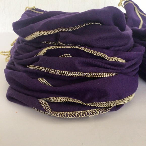 LOT OF 20 CROWN ROYAL PURPLE DRAWSTRING BAGS - Picture 4 of 7